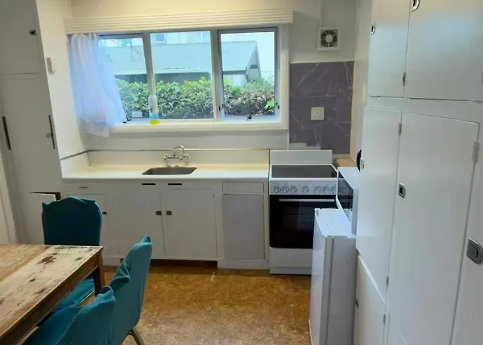 3 Bedroom House, 25 Elizabeth St 펜션 로토루아